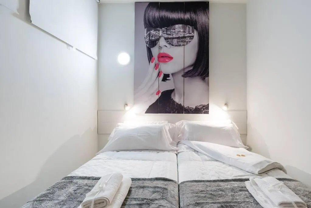 דירה מארבלה Incredible Luxury Location In Puerto Banus Beach For Families