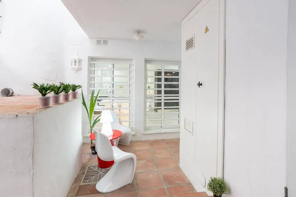 Incredible Luxury Location In Puerto Banus Beach For Families Marbella