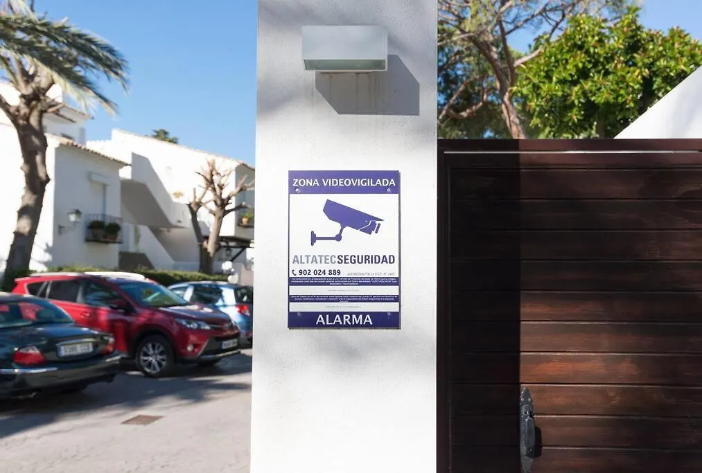 Incredible Luxury Location In Puerto Banus Beach For Families Marbella