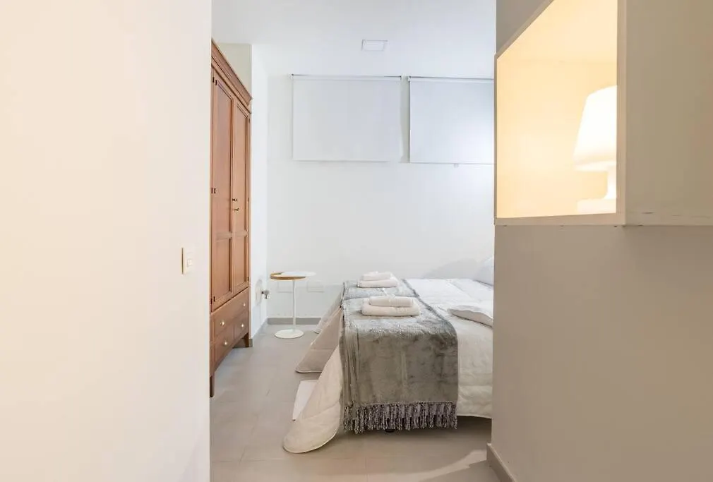 Incredible Luxury Location In Puerto Banus Beach For Families Marbella