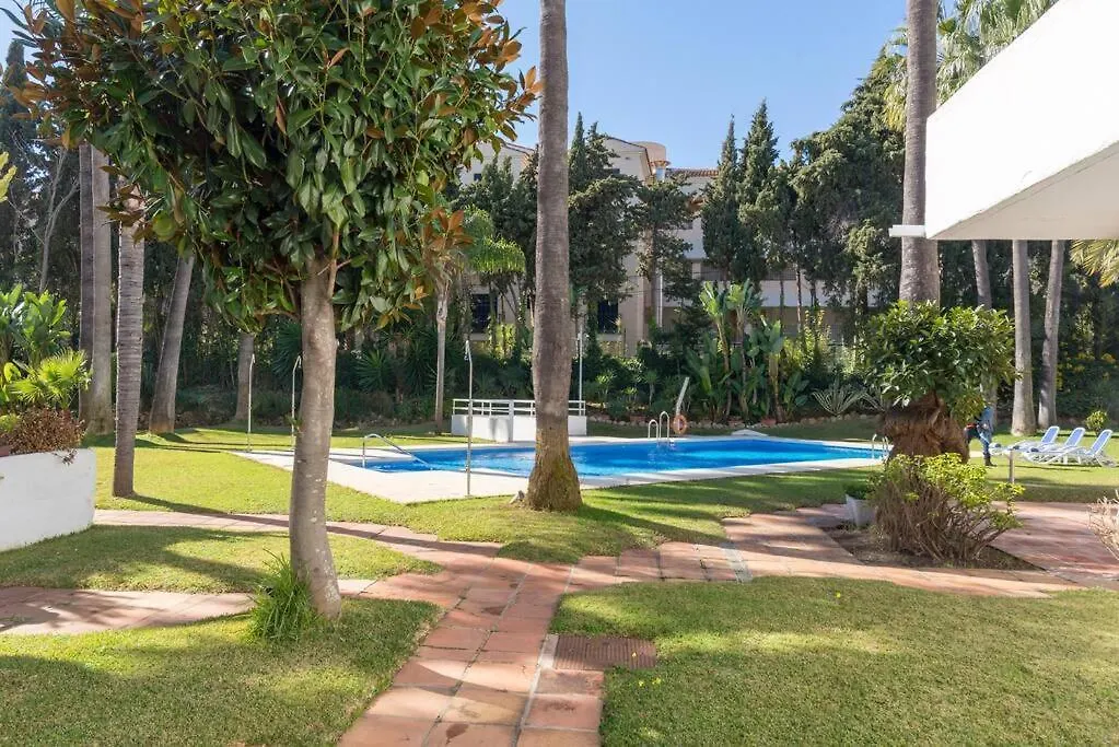 Incredible Luxury Location In Puerto Banus Beach For Families Marbella