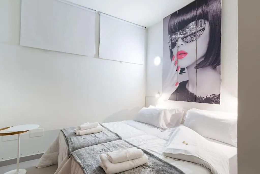 Incredible Luxury Location In Puerto Banus Beach For Families Marbella Apartment