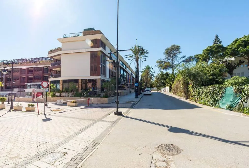 Apartment Incredible Luxury Location In Puerto Banus Beach For Families Marbella