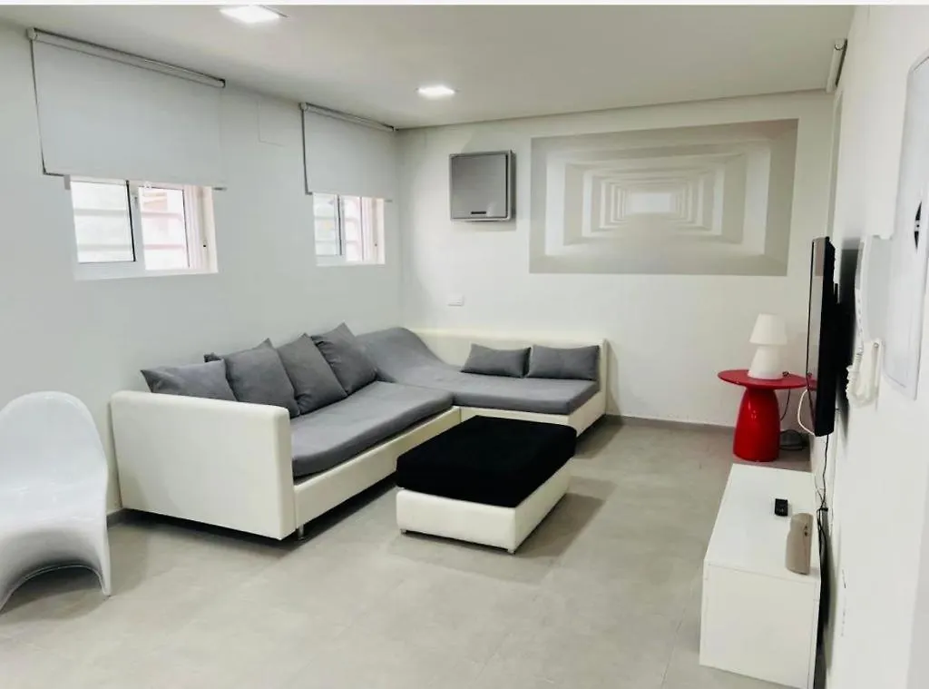 Incredible Luxury Location In Puerto Banus Beach For Families Marbella Spain